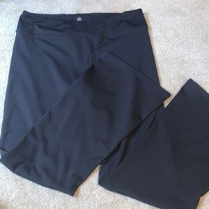 Gaiam Bootcut Black Leggings!!